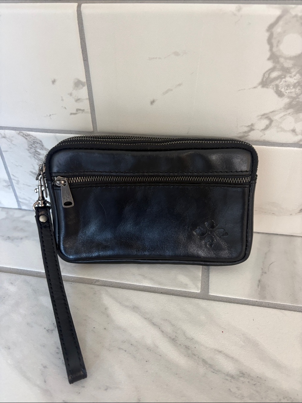 Patricia Nash Viani Leather Wristlet Black